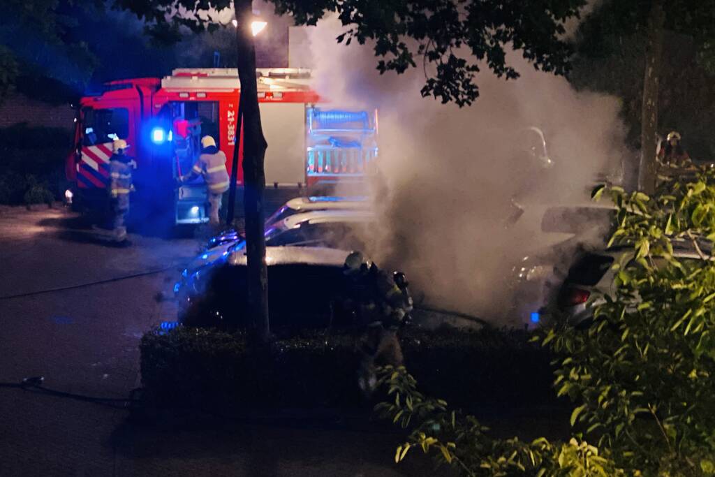 Auto verwoest door brand