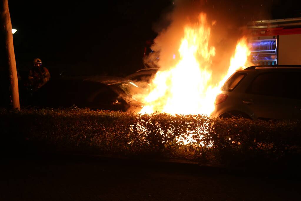 Auto verwoest door brand