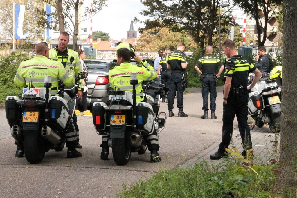 Blikschade bij botsing tussen drie auto's