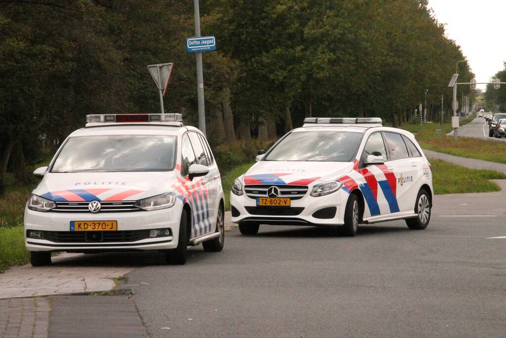 Blikschade bij botsing tussen drie auto's