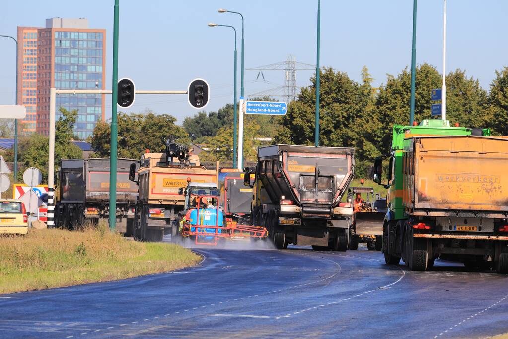 Asfaltering N199 in volle gang