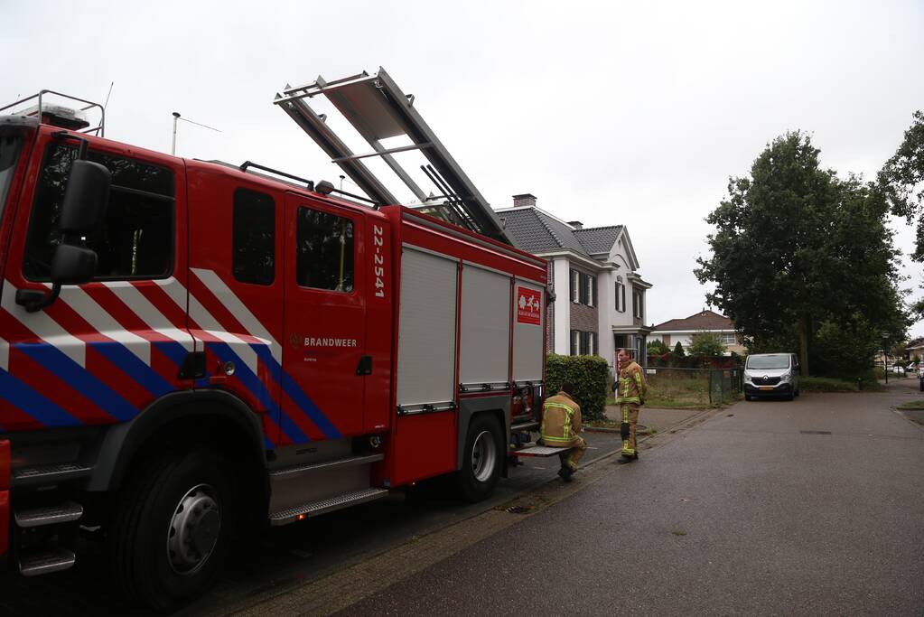 Witwasonderzoek en doorzoeking woning na aanhoudingen