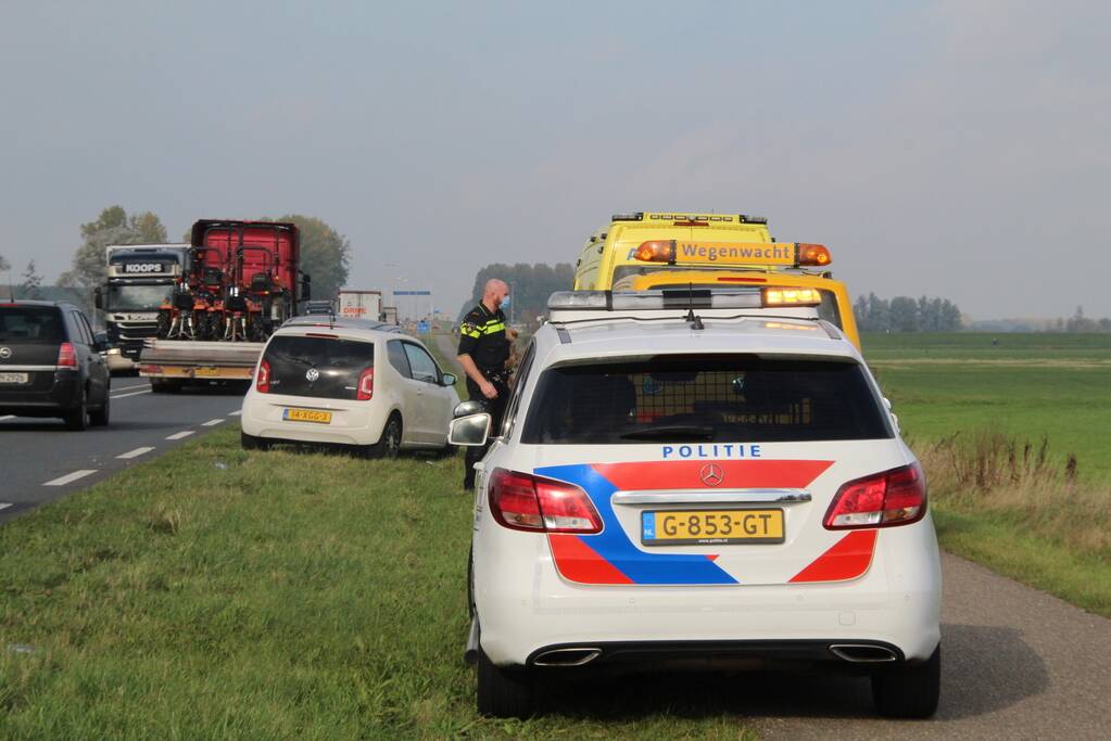 Kop-staart botsing tussen twee voertuigen