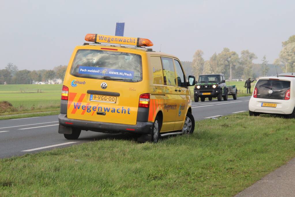 Kop-staart botsing tussen twee voertuigen