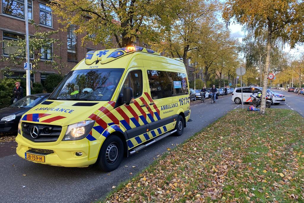 Ongeval tussen scooterrijder en fietsster