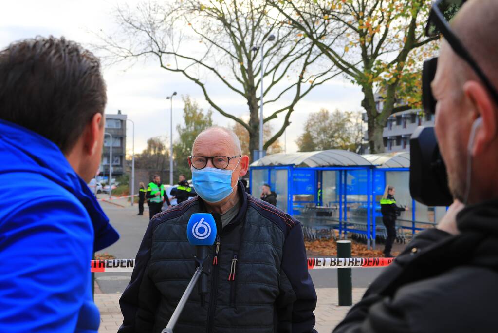 Ravage na plofkraak in het winkelcentrum