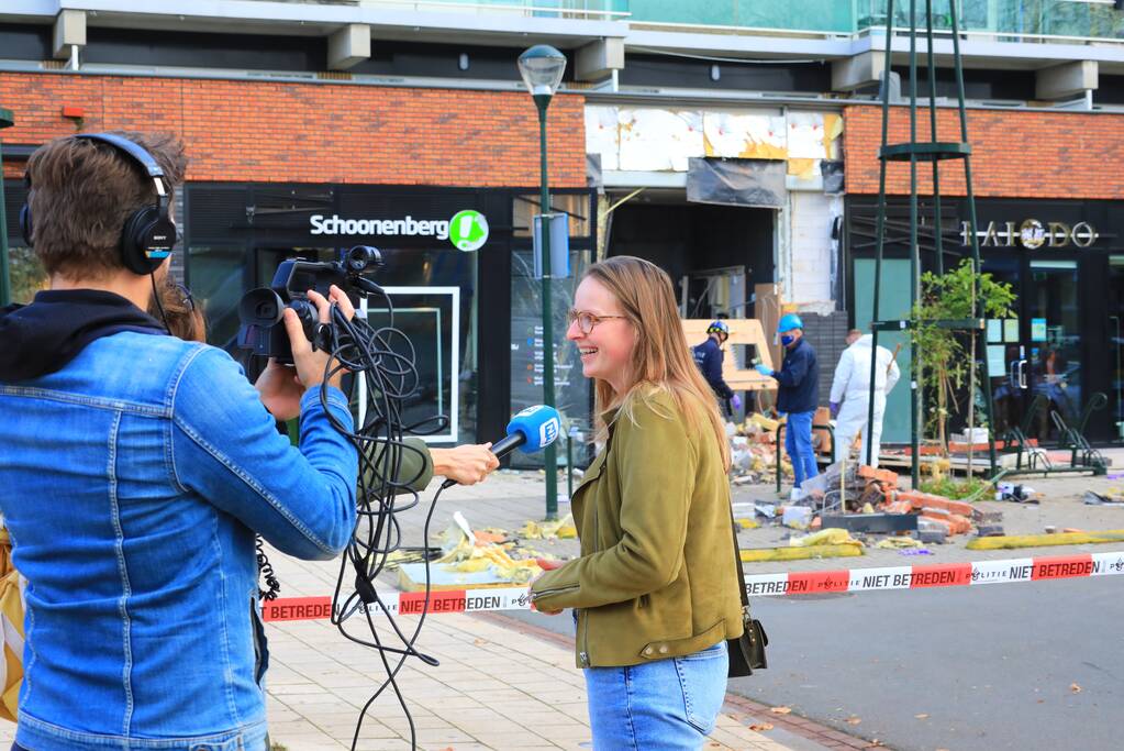 Ravage na plofkraak in het winkelcentrum