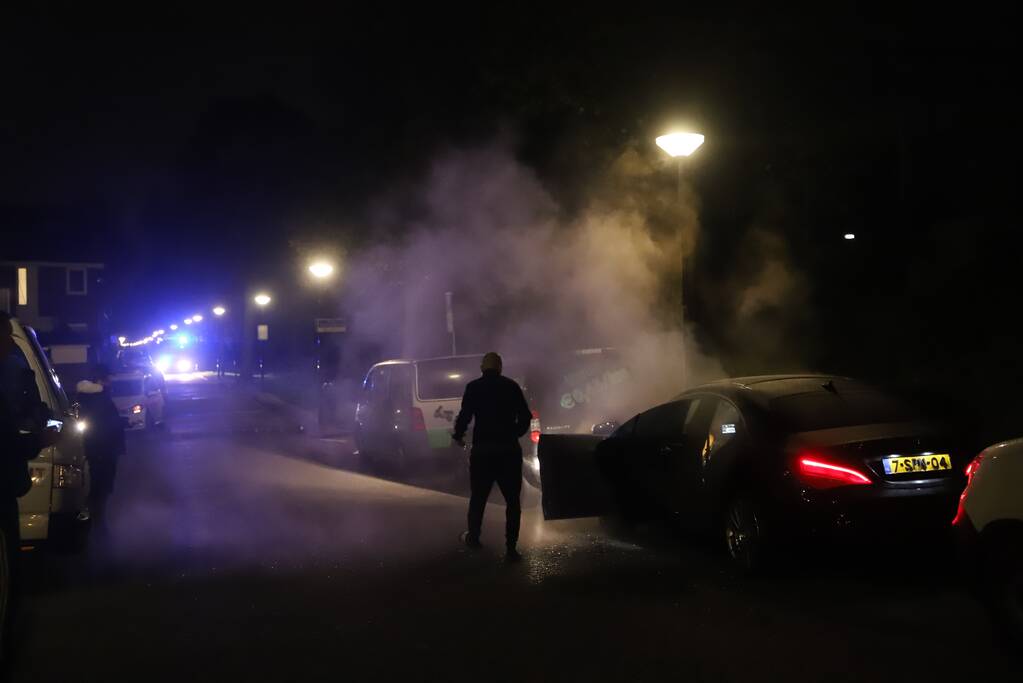 Brand in auto door vuurwerk