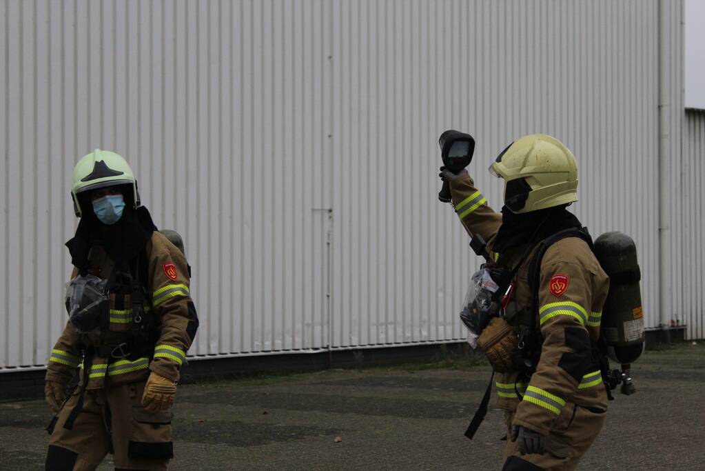 Mogelijk brand bij Victoria Mengvoeders