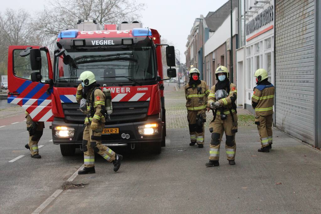 Mogelijk brand bij Victoria Mengvoeders