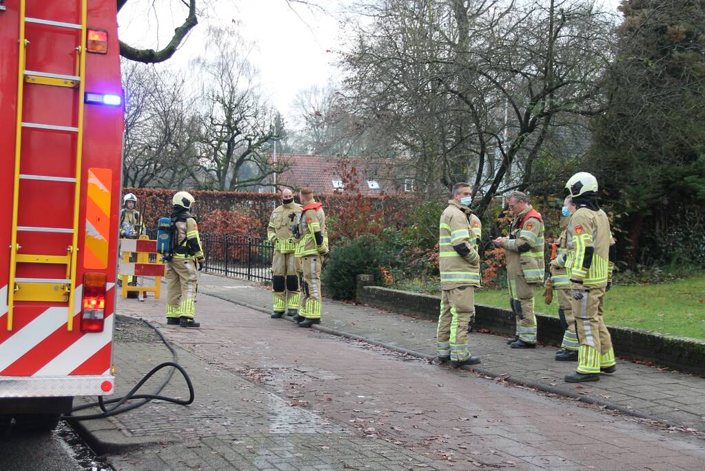 Gasleiding geraakt bij bushalte