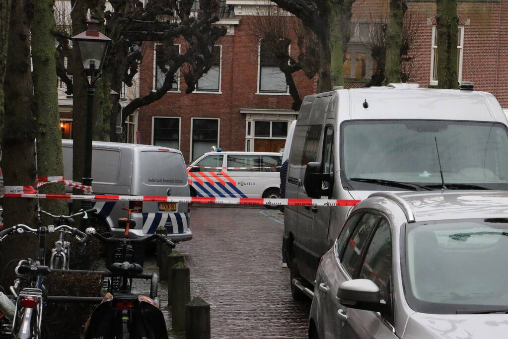 Overleden vrouw (35) aangetroffen in woning