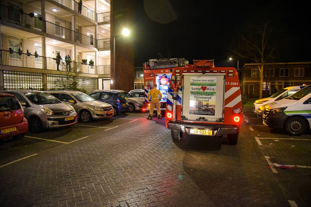 Brand in afzuigkap van woning