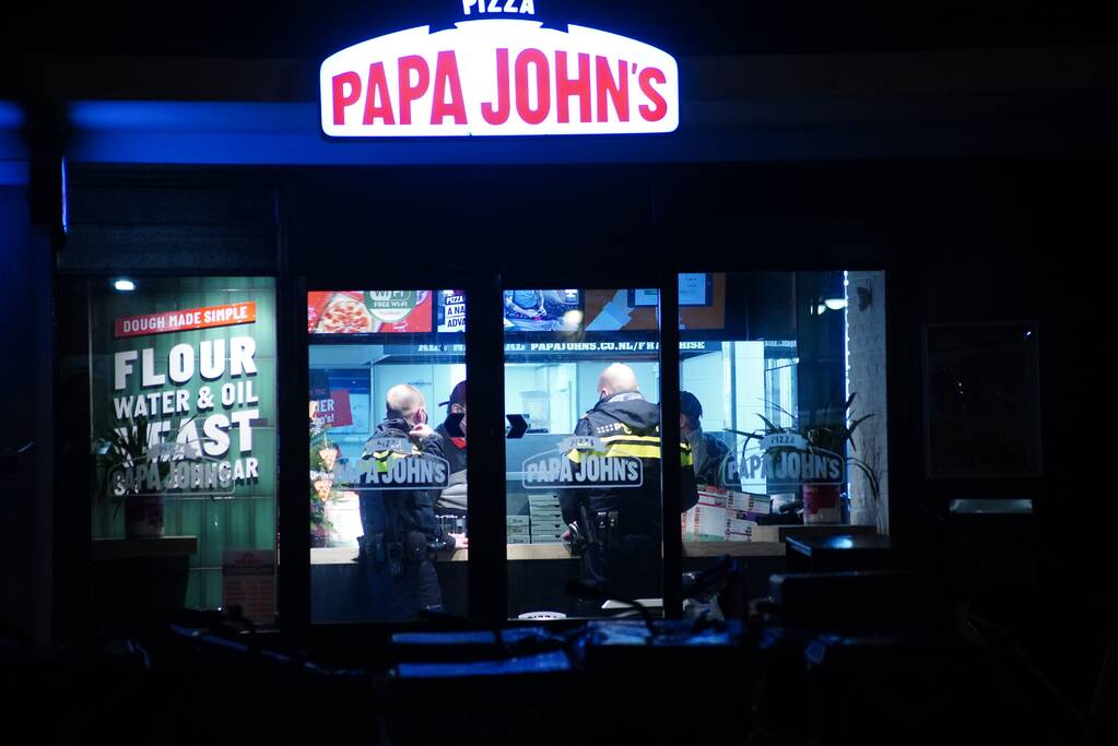 Overval op pizzeria Papa Johns