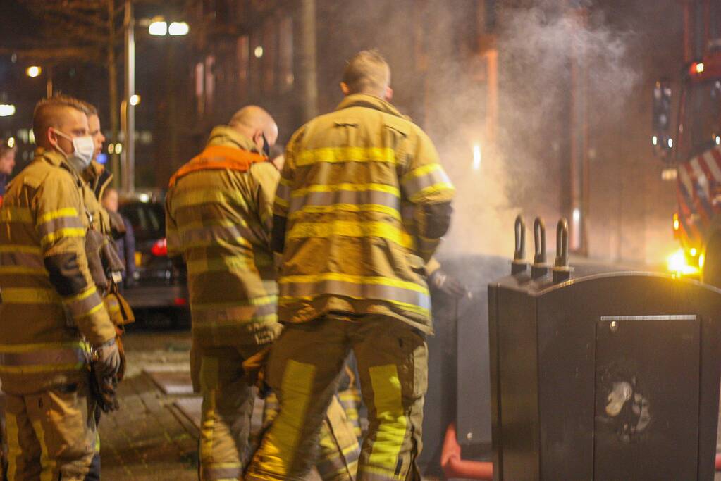 Brand ontstaan in ondergrondse container