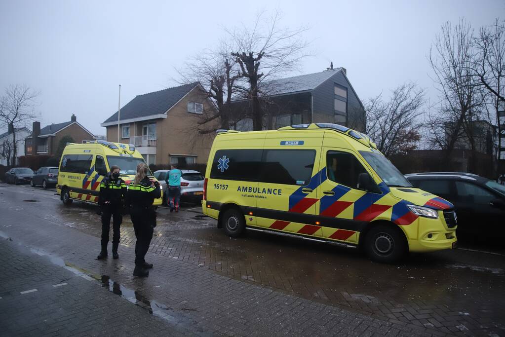 Fietser zwaargewond na val door gladheid