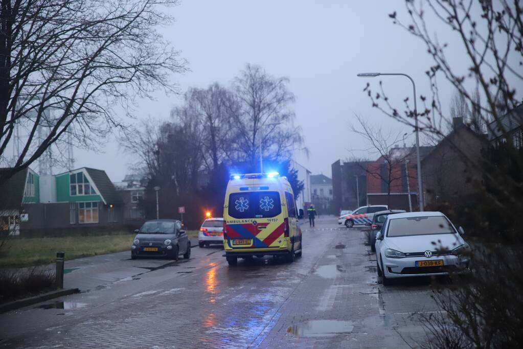 Fietser zwaargewond na val door gladheid