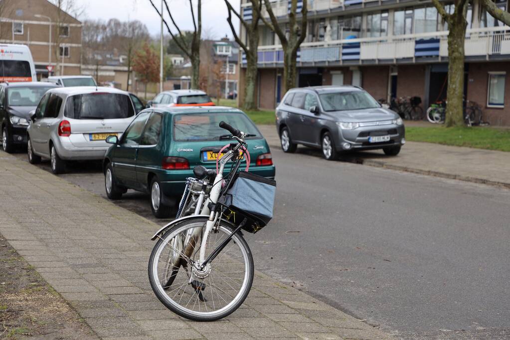 Fietser gewond bij aanrijding met personenauto