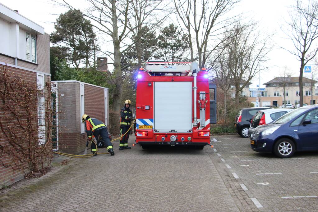 Brand in oven van woning