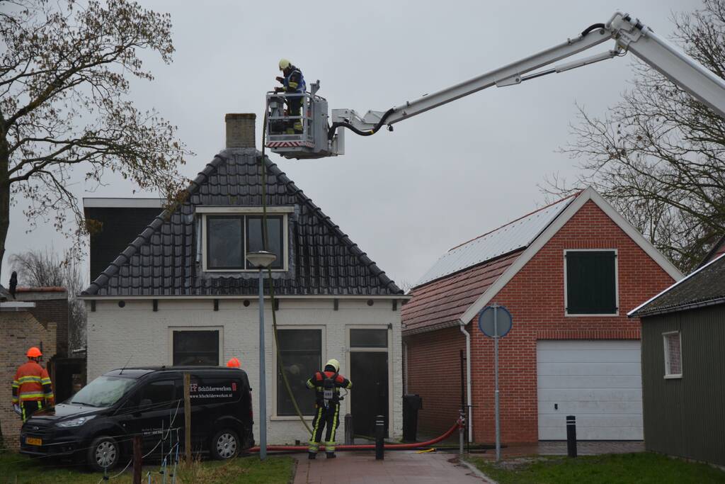 Woning vol rook bij brand