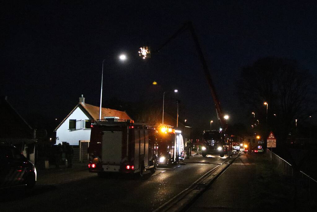 Flinke brand in dijk woning