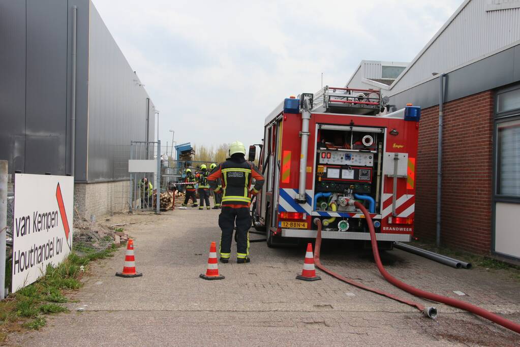 Gasleiding geraakt bij werkzaamheden Van Kempen Houthandel