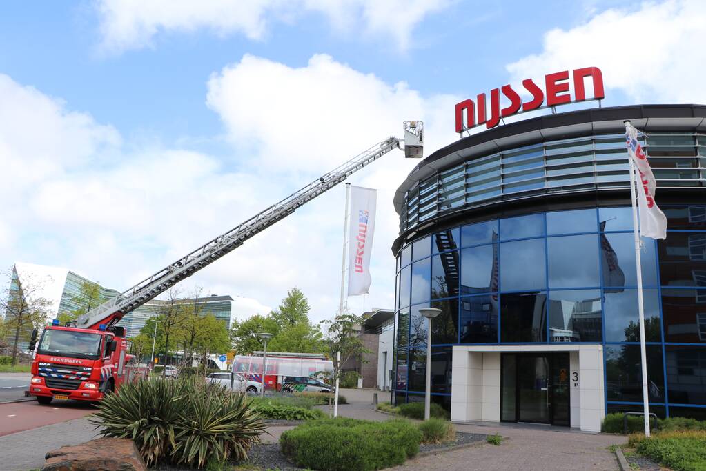 Brandweer doet onderzoek naar brand