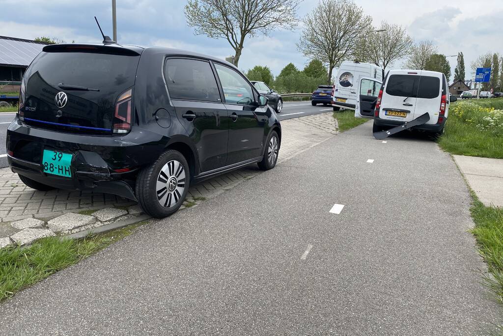 Aanrijding tussen meerdere voertuigen