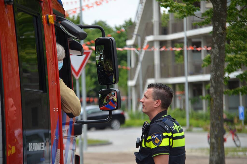 Beginnende autobrand geblust met fles water