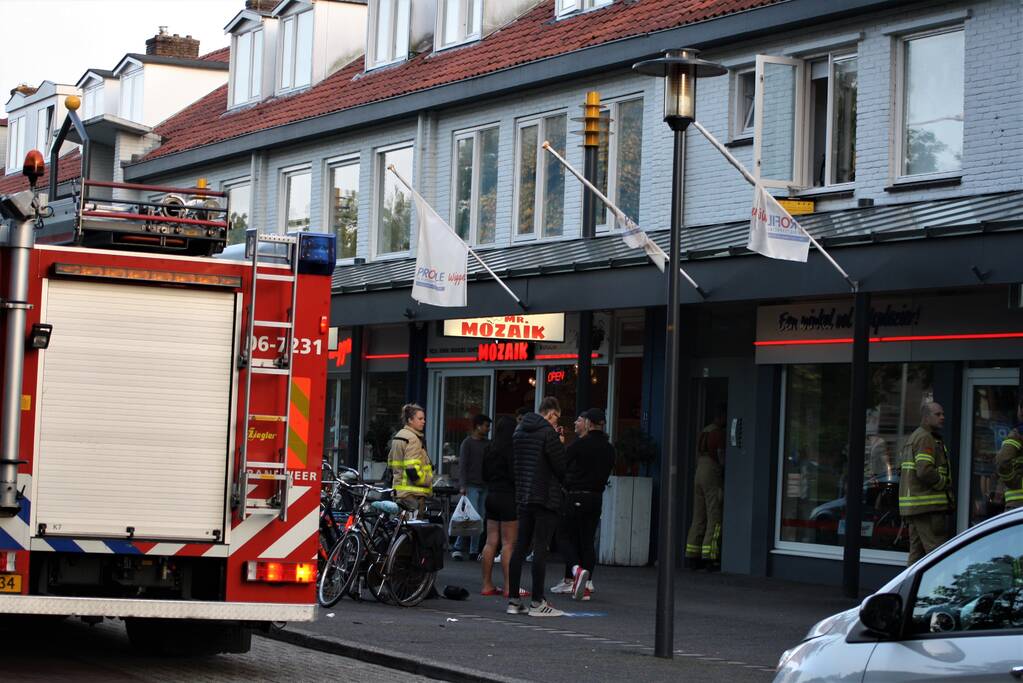 Brandweer doet onderzoek naar gaslucht