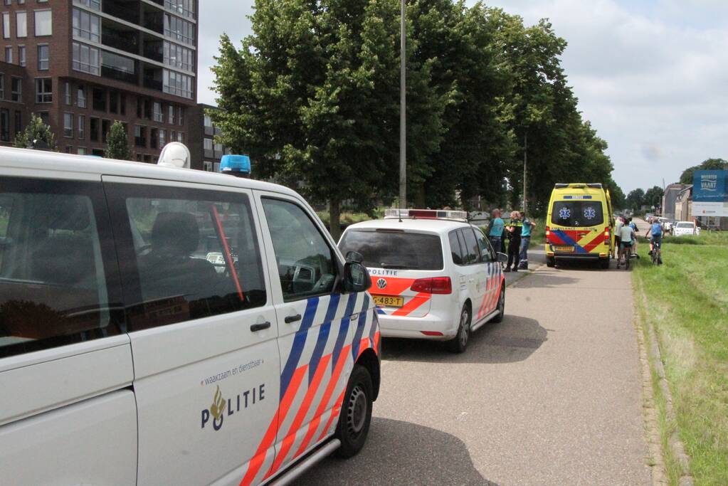 Man haalt nat pak na val in Zuid-Willemsvaart