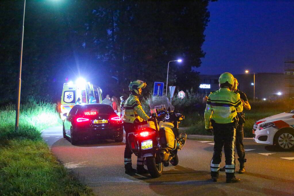 Brommerrijder belandt in sloot