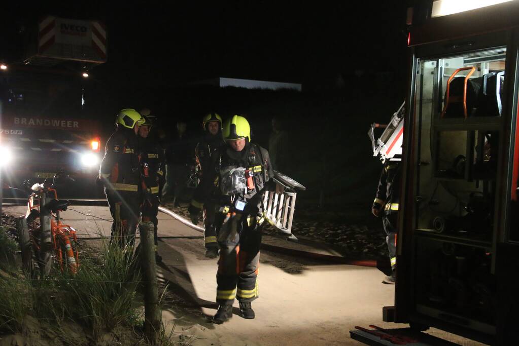 Brand in keuken van strandtent