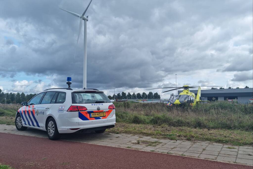 Hulpdiensten groots ingezet bij bedrijfspand