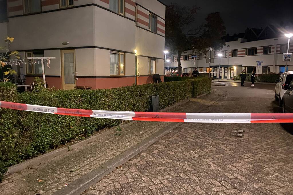 Jongeman 20- jaar doodgeschoten op straat