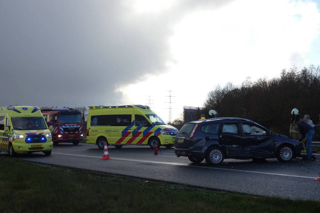 Ongeval tussen meerdere voertuigen