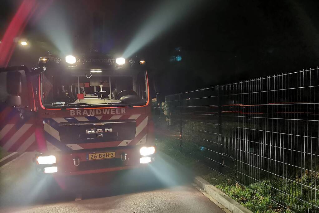 Brand in hoogspanningsleiding langs spoor