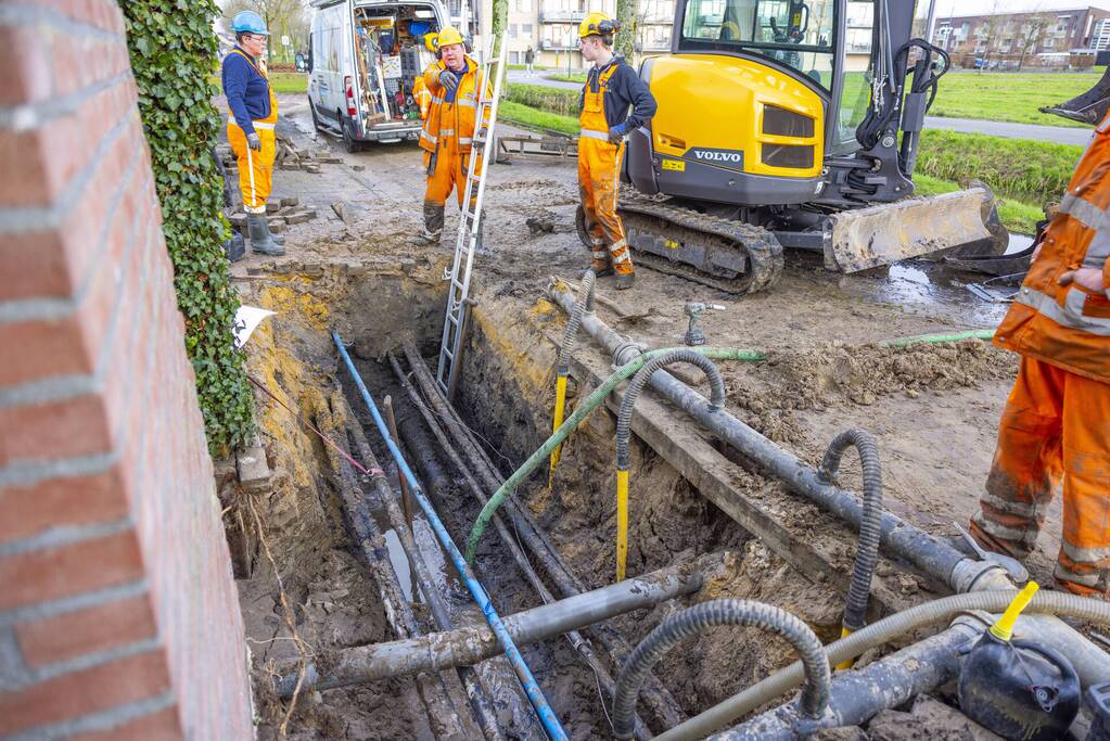 Ruim honderd huishoudens zonder water