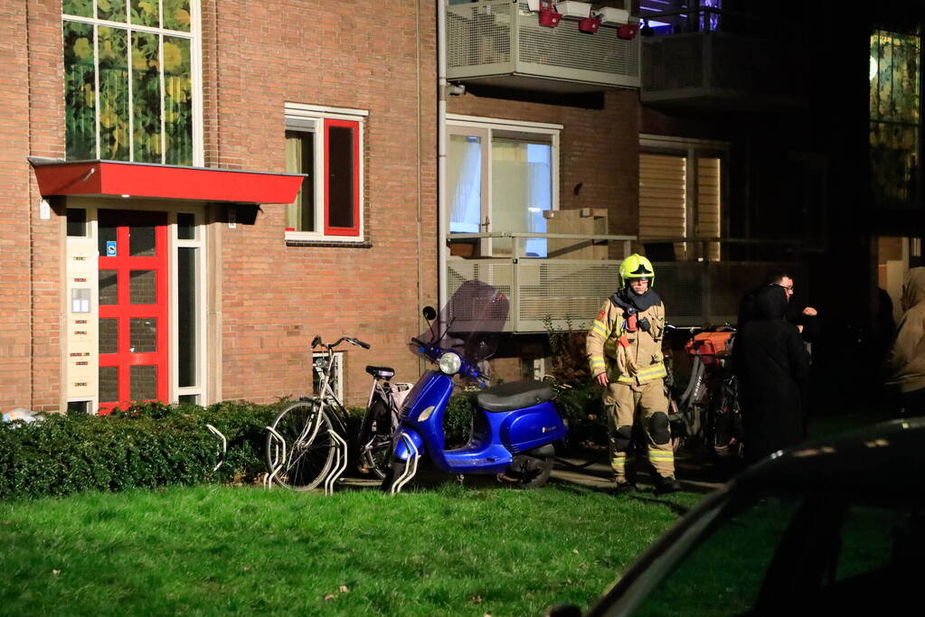 Brandende kaars aangezien voor woningbrand