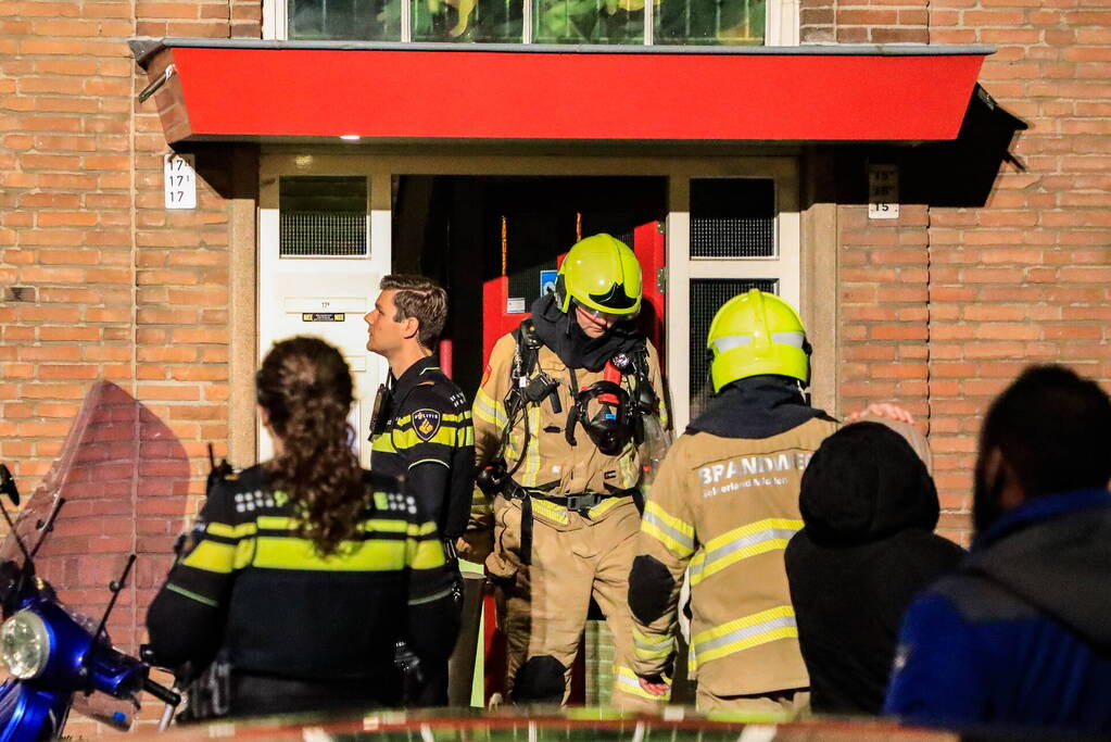 Brandende kaars aangezien voor woningbrand