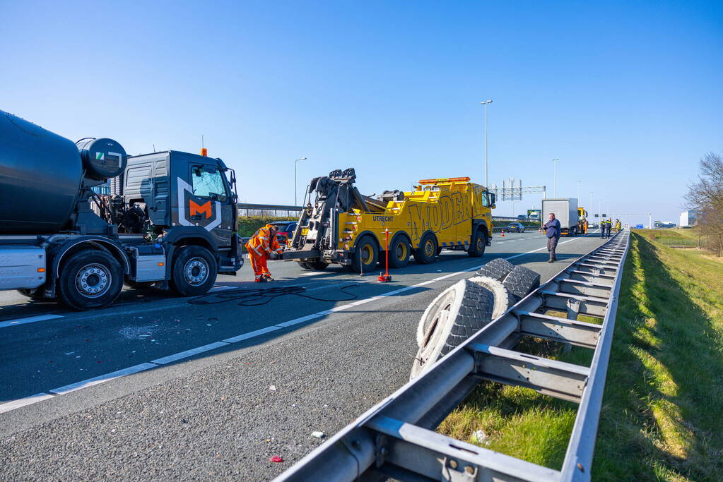 Enorme file door ongeval bij knooppunt Hoevelaken