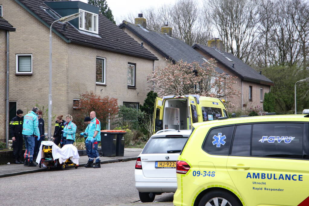 Jongeman raakt gewond na val van fiets