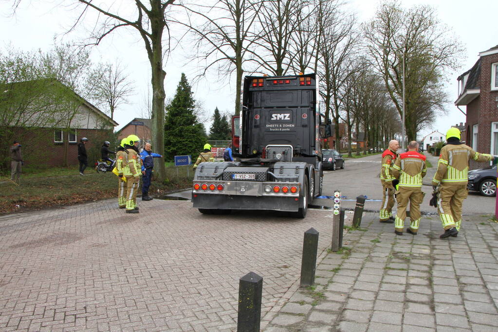 Vrachtwagen verliest dieseltank