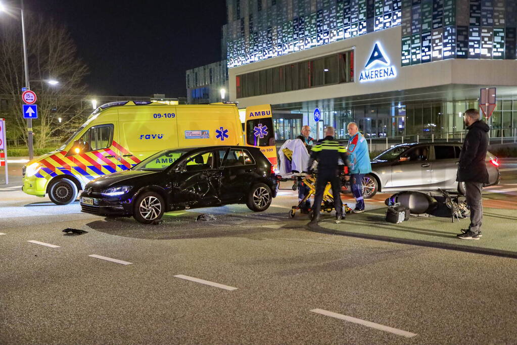 Scooterrijder gewond bij aanrijding op kruising voor Amerena