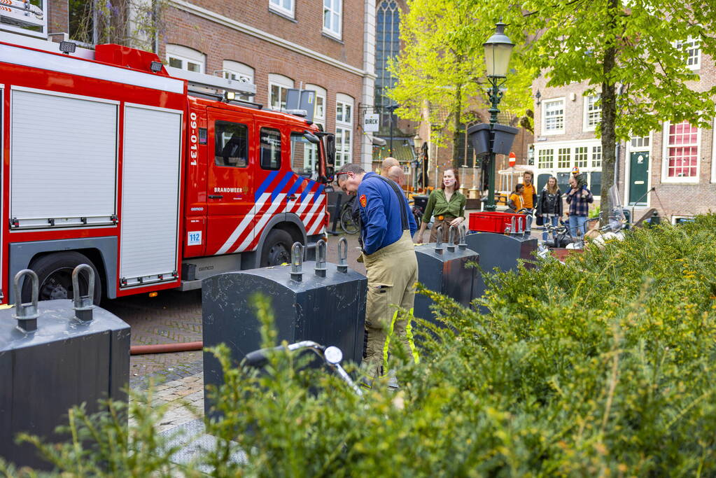 Brand in ondergrondse restafval container