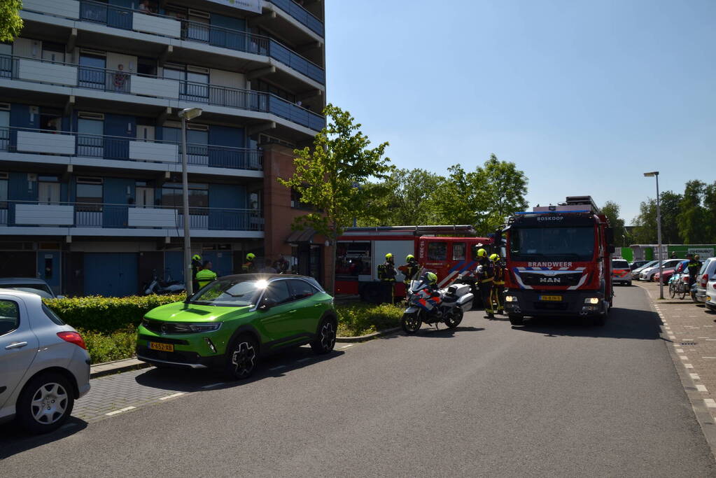 Wasmachine vliegt in brand in woning