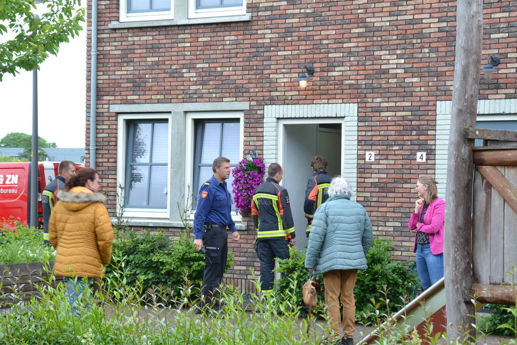 Bewoners ruiken aparte lucht in woning