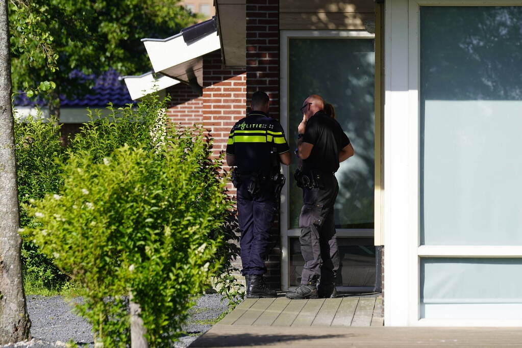 Politie doet onderzoek bij woning arbeidsmigranten