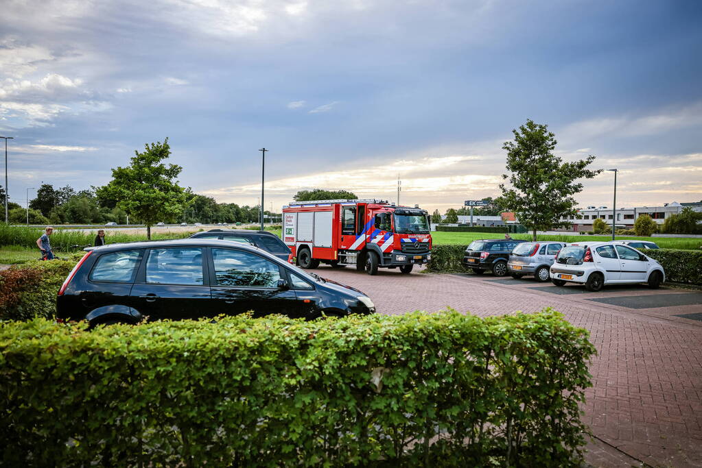 Racefiets vliegt in brand bij NS-station