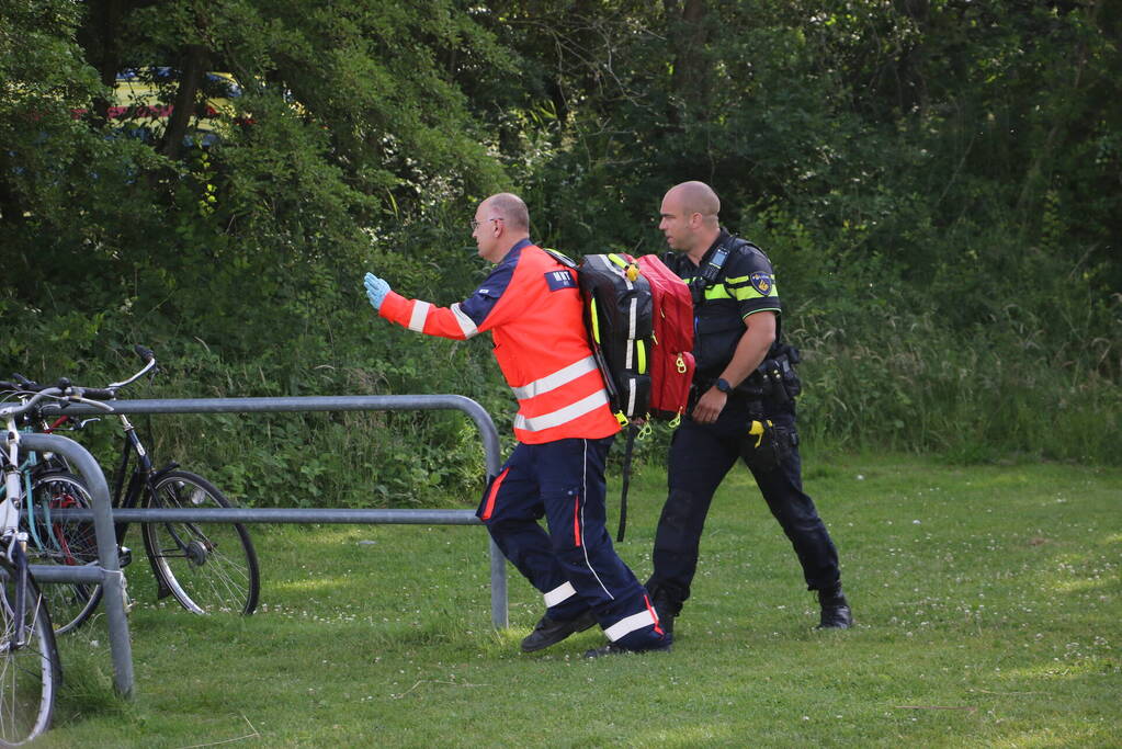 Traumahelikopter landt voor medisch incident